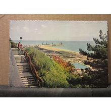THE BATHING POOL, FOLKESTONE, KENT.. unused vintage postcard by D H Greaves =