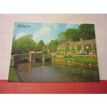 RIVER COLN & BRIDGE, BIBURY, GLOUCESTERSHIRE used postcard 1986 stamp =