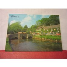 RIVER COLN & BRIDGE, BIBURY, GLOUCESTERSHIRE used postcard 1986 stamp #