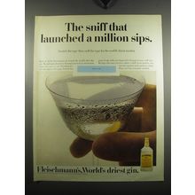 1971 Fleischmann's Gin Ad - The sniff that launched a million sips