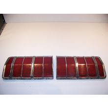 1974 1975 1976 MERCURY COUGAR REAR REFLECTORS OEM D4WB-13A565-AA D4WB-13A566-AA