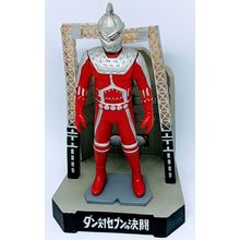 Ultra 7~Duel Of Directory Dan & Seven Figurine