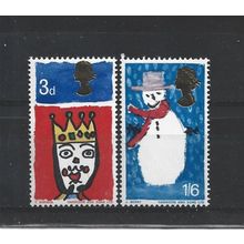 GB.Christmas.Children's Paintings set of 2.Phosphor Issue.Mounted Mint.Jul25b