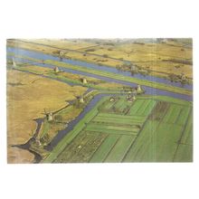 DRAINAGE MILLS, KINDERDIJK, HOLLAND .unused vintage postcard =