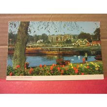 BOWNESS BAY, LAKE WINDERMERE, CUMBRIA. unused postcard RP by Sanderson & Dixon =
