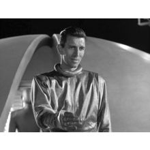 1951‘s THE DAY THE EARTH STOOD STILL Klaatu’s farewell gesture b/w 8x10 scene