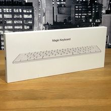 Apple Magic Keyboard - White - UK