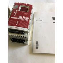 NEW LENZE AC TECH SM004S 13428367 AC DRIVE. 0.33HP 0.25KW,BJ