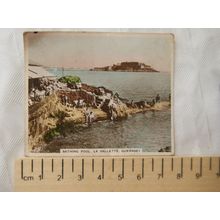 1938 hand-coloured cigarette card Bathing Pool La Vallette, Guernsey