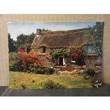 COTTAGE, BRETAGNE, Brittany, France.. used postcard 1979 pm #