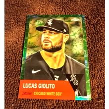 2022 Topps Chrome #417 Lucas Giolito Green Toile Refractor 99/99 NM-MT Or Better