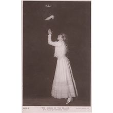 Actress Ellaline Terriss as Angela in The Catch of the Season