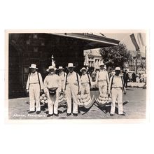 KAASDRAGERS, ALKMAAR, HOLLAND ..unused vintage postcard cheese traders =