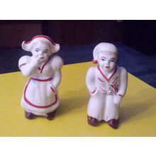 Old Vintage Dutch Boy & Girl Salt & Pepper Shakers 1940/50s