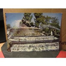 THE GEFION FOUNTAIN, COPENHAGEN, DENMARK ..unused vintage postcard. =