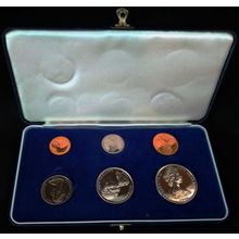 1968 New Zealand Proof Coin Set 1c - 50c in plush case