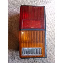 1984 - 1996 Jeep Cherokee Tail Light Assy OEM LH 8956000121 85 86 87 88 89