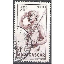 Madagascar 1946 Michel 390 O Cote (2005) 0.30 € Danseur du Sud Cachet rond