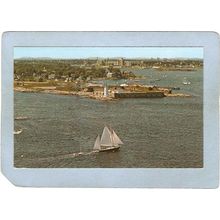NH Portsmouth Lighthouse Postcard Lighthouse w/Old Fort Constitution light~679