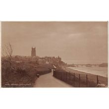 4202 : Cromer looking west : a Judges real photo-style postcard pu 1928