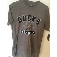 New Official NHL Anaheim Ducks 1993 (Established) Men's Medium T-Shirt