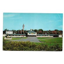 Postcard Canada Quebec Montreal Motel du Pont hotel unposted 1970s ?