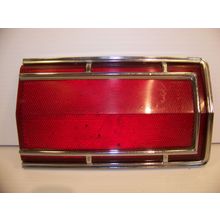 1975 75 FORD ELITE LH TAILLIGHT REFLECTOR #D4EB-65423A41-AA OEM