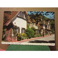 OLD TUDOR COTTAGES, ROTTINGDEAN, SUSSEX. unused postcard. Valentine =