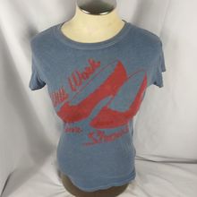 The Wizard of Oz Women's Juniors S/S T-Shirt Gray Red Shoes Sz Med