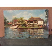 THE BEEHIVE, WROXHAM, NORFOLK used postcard by Jarrold 1972 pm #