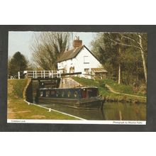 Postcard Berkshire Hungerford Cobblers lock