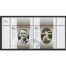 AUS 1997 SE~TE PAIR 45c ' AUSTRALIAN LEGENDS' FINE USED (EBID60-838)