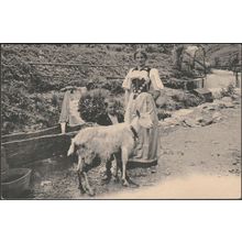 Mutter, Sohn und Ziege, Berner Oberland, c.1900-05 - Wehrli AK