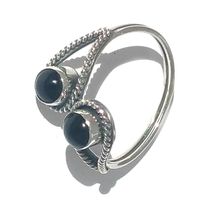 925 Sterling Silver Balinese Ring with 2 Prongs with Black Onyx