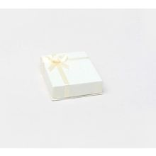 Ivory colour gift box approx 8 cm x 6.5 cm x 2 cm
