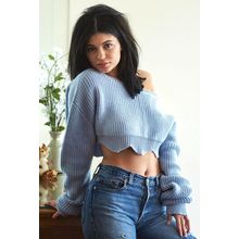 Reality star KYLIE JENNER blue crop top sweater & jeans 7x10 portrait