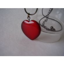 Vintage Necklace Moonglow Heart Dark Ruby Red Satin Glass Pendant 20" Chain