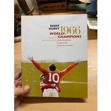 SIGNED COPY* GEOFF HURST WORLD CHAMPIONS 1ST ED ILLUSTRATED 1.2kg HB BOOK (P7)