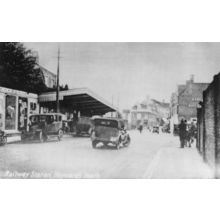 Old 1930 Station Hotel at Market Place Haywards Heath Sussex Postcard