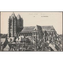 Die Kathedrale aus der Vogelschau, Noyon, c.1910 - Poilson AK