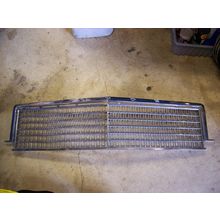 1976 DODGE ROYAL MONACO GRILL