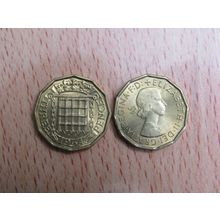 GB 1964 Elizabeth II Brass Threepence 3d Coin High Grade AU