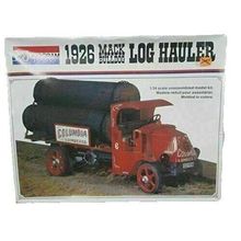 Monogram 1926 Mack Bulldog Log Hauler 1:24 Model Kit