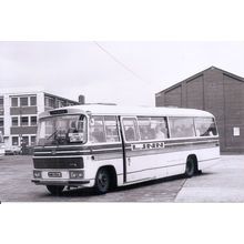 Black & White Photograph of Lunn Coaches of Rothwell - HWU 584J