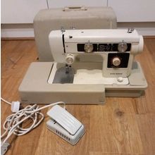 NEW HOME 632 UPHOLSTERY LEATHER FABRIC SEMI INDUSTRIAL HEAVY DUTY SEWING Machine