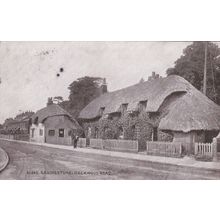 ED14 BASINGSTOKE - HACKWOOD ROAD. PRINTED POSTCARD
