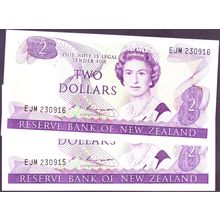 1985 - 1989 New Zealand Banknote 2 Dollars x 2 Russell Run of 2