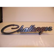 1972 DODGE CHALLENGER GRILL EMBLEM OEM