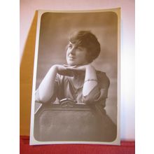 a young lady antique portrait photograph by H M Veale of Bristol #