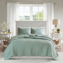 Full/Queen size 3-Piece Reversible Scalloped Edges Microfiber Quilt Set in Se...